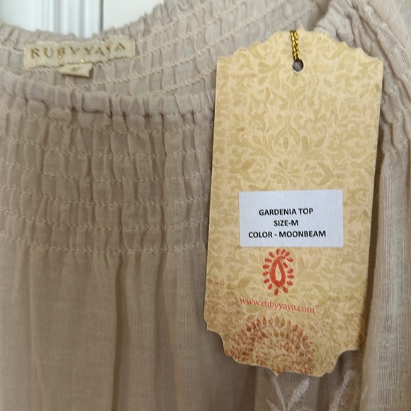 Ladies beige & white Embroidered “Gardenia Top” blouse size medium by Ruby Yaya - Picture 3 of 7